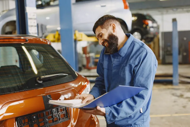 Dealer or Local Shop? Here's Where Detroit Drivers Are Actually Getting the Better Deal